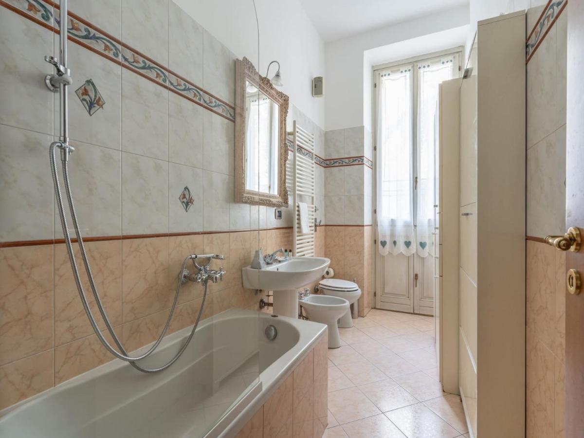 The Best Rent - Spacious Apartment Near Colonne S Lorenzo Milan Bagian luar foto