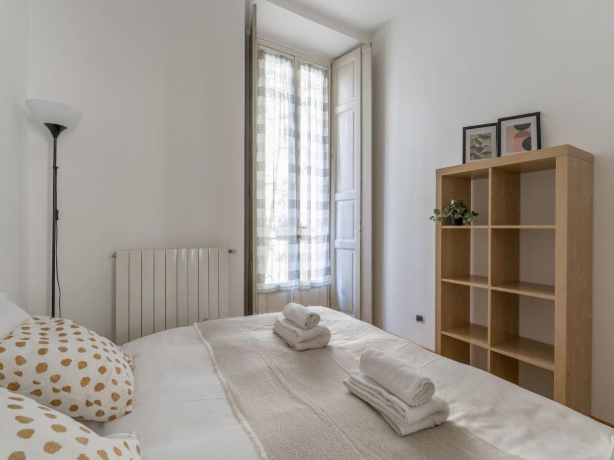 The Best Rent - Spacious Apartment Near Colonne S Lorenzo Milan Bagian luar foto