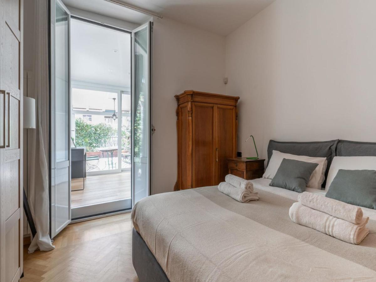 The Best Rent - Spacious Apartment Near Colonne S Lorenzo Milan Bagian luar foto