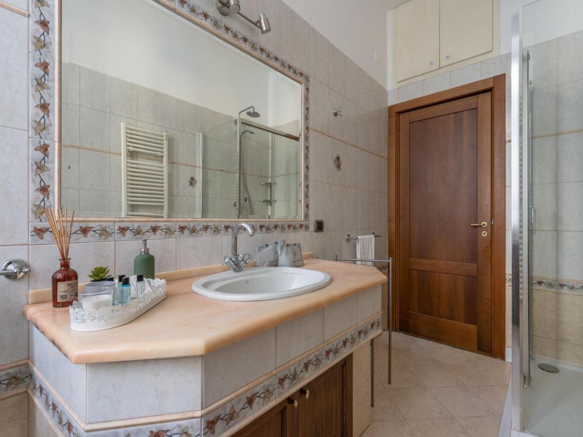The Best Rent - Spacious Apartment Near Colonne S Lorenzo Milan Bagian luar foto
