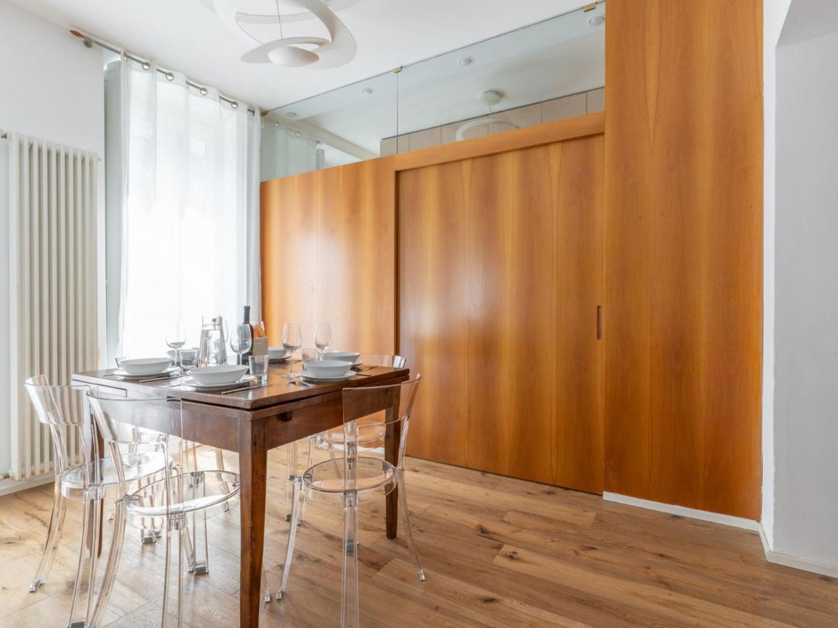The Best Rent - Spacious Apartment Near Colonne S Lorenzo Milan Bagian luar foto