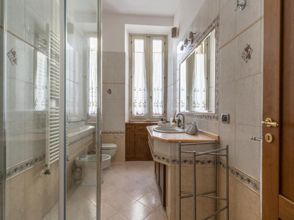 The Best Rent - Spacious Apartment Near Colonne S Lorenzo Milan Bagian luar foto