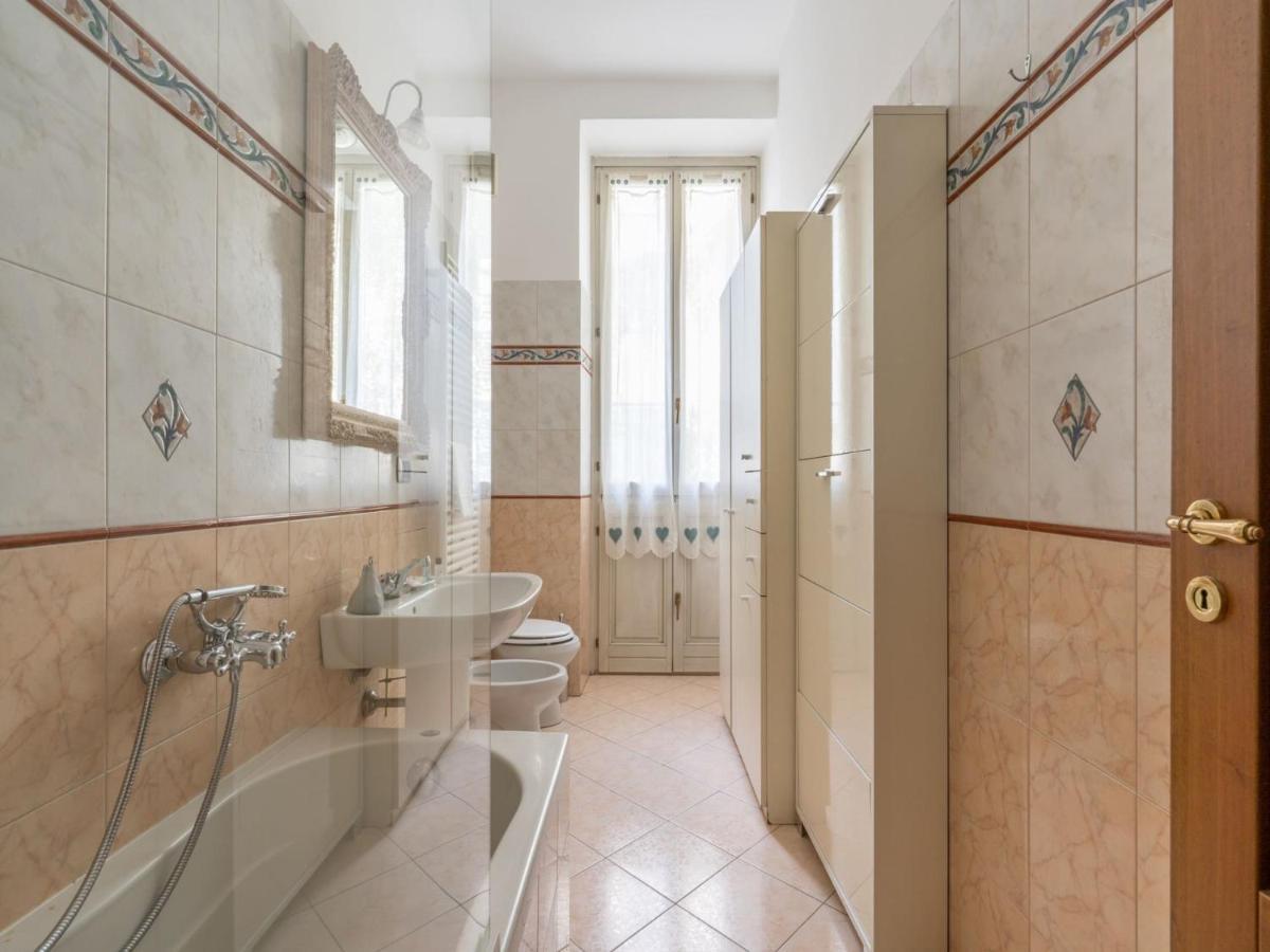 The Best Rent - Spacious Apartment Near Colonne S Lorenzo Milan Bagian luar foto